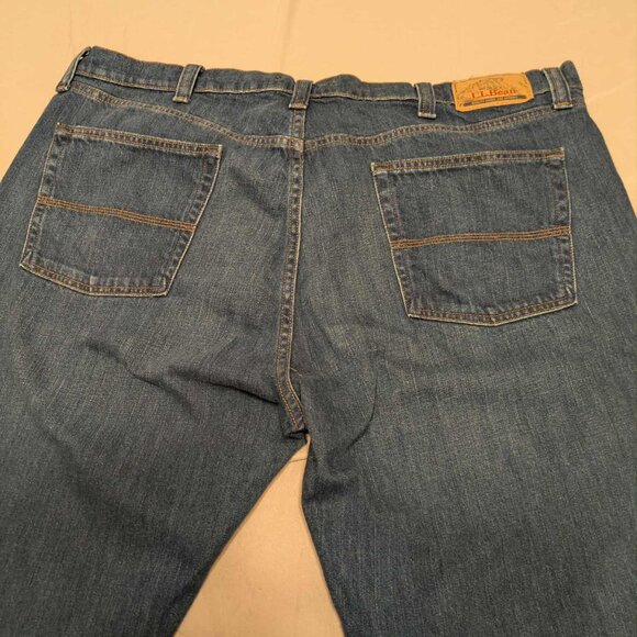 L.L. Bean's Mens 42x 34 Standard Fit 5 Pocket Dark Wash Denim Jeans - Picture 11 of 14